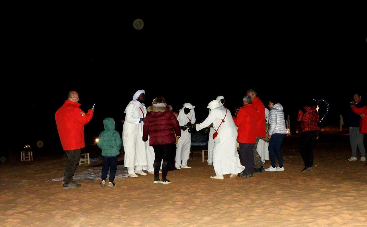 فندق Luxury Sahara Dream Camp مرزوكة المظهر الخارجي الصورة